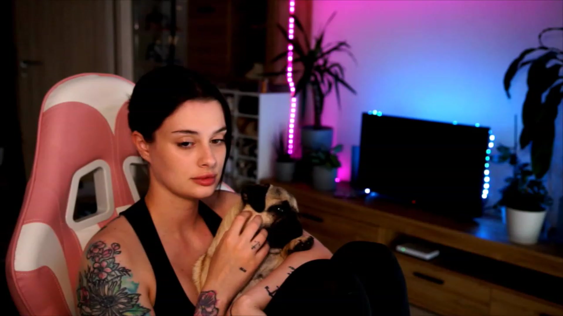Gallery image thumbnail from lucynutty's myfreecams stream on, 06/11/2023, 11:16 image 13 of 20