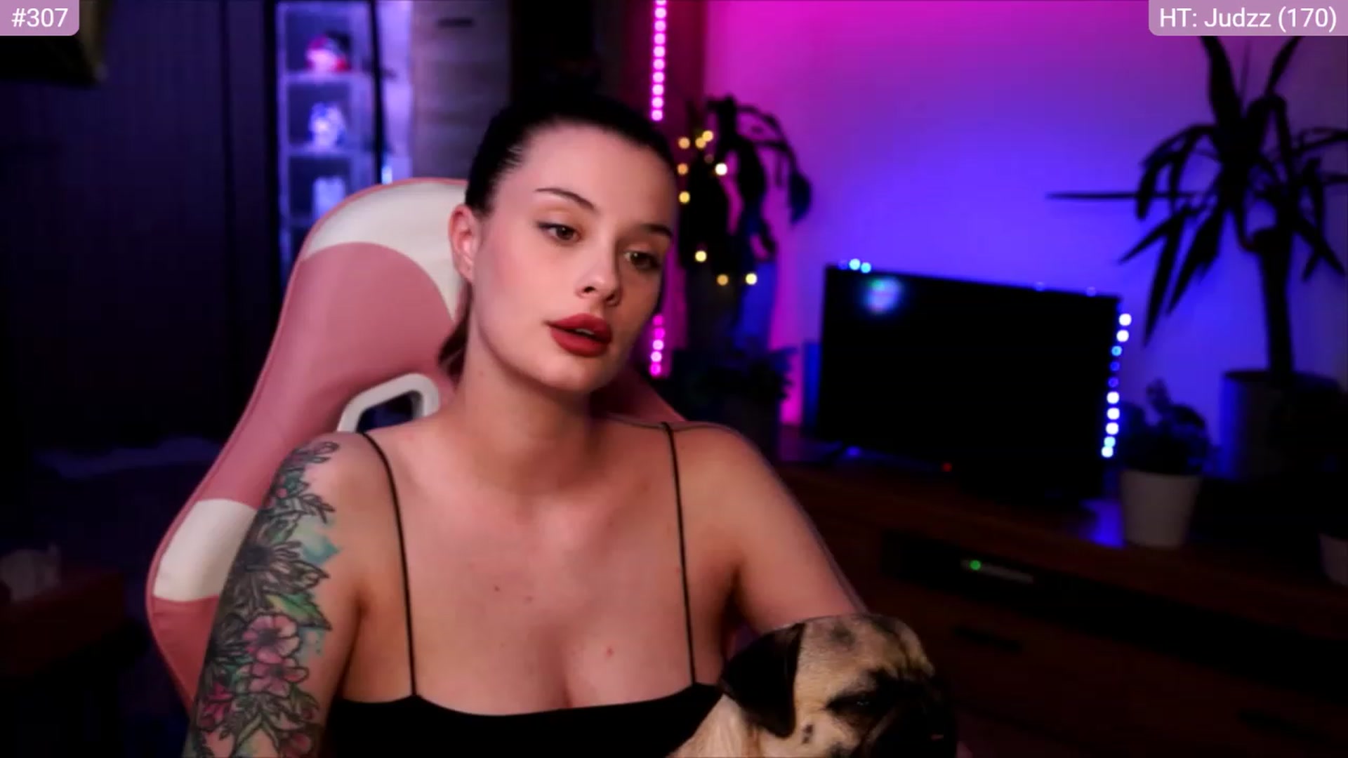 Gallery image thumbnail from lucynutty's myfreecams stream on, 06/14/2023, 19:53 image 10 of 20