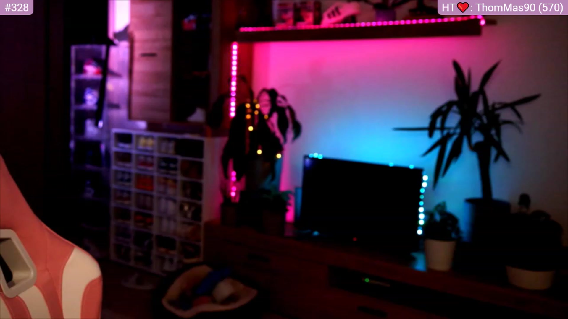 Gallery image thumbnail from lucynutty's myfreecams stream on, 06/17/2023, 19:47 image 5 of 20