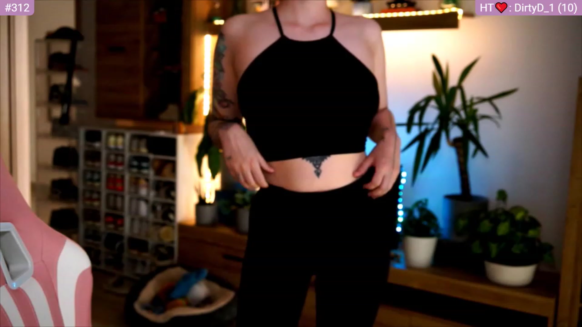 Gallery image thumbnail from lucynutty's myfreecams stream on, 06/18/2023, 17:28 image 2 of 20