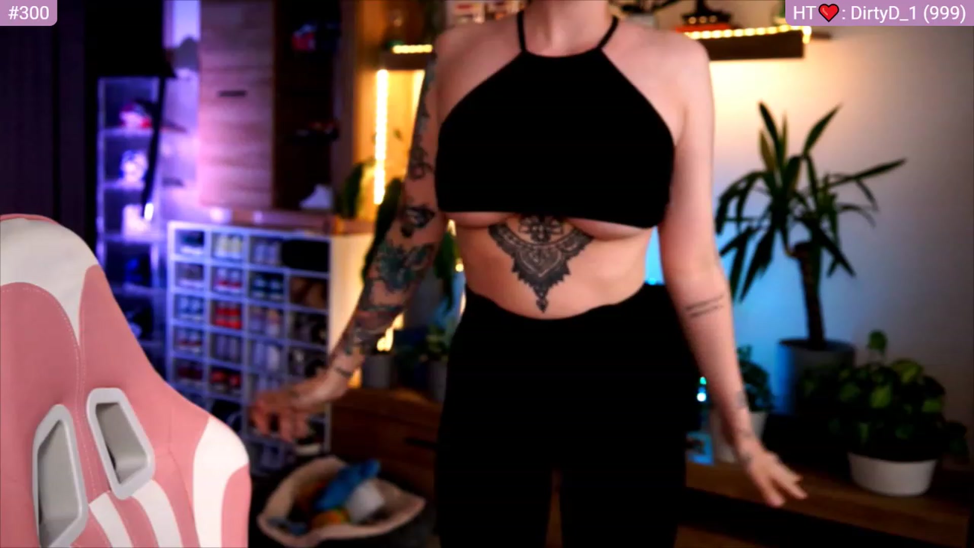 Gallery image thumbnail from lucynutty's myfreecams stream on, 06/18/2023, 19:08 image 15 of 20