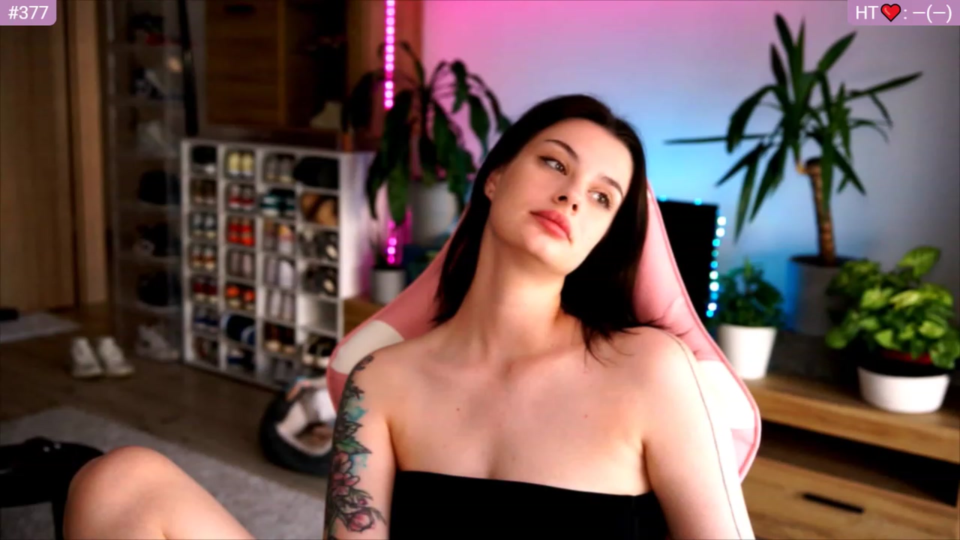 Gallery image thumbnail from lucynutty's myfreecams stream on, 06/23/2023, 07:49 image 5 of 20