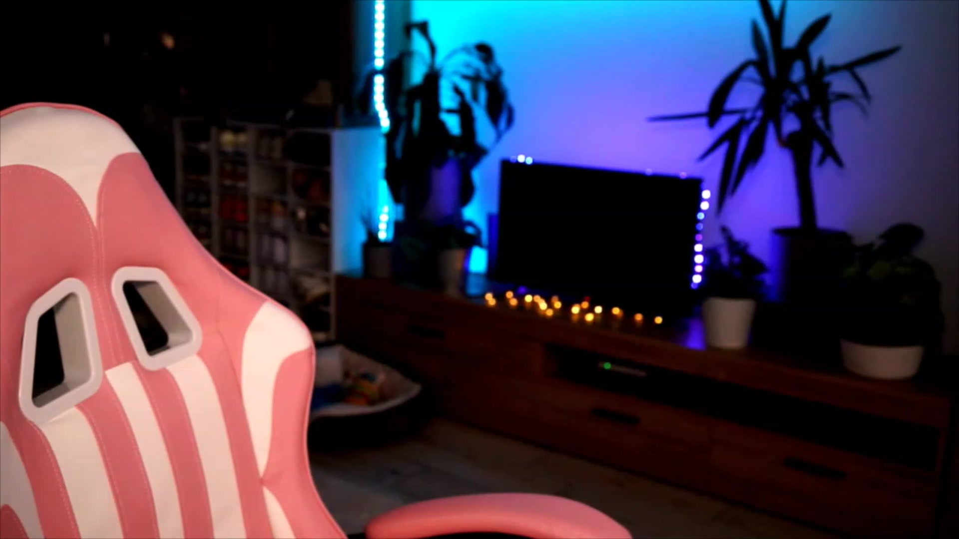 Gallery image thumbnail from lucynutty's myfreecams stream on, 06/25/2023, 19:12 image 1 of 20