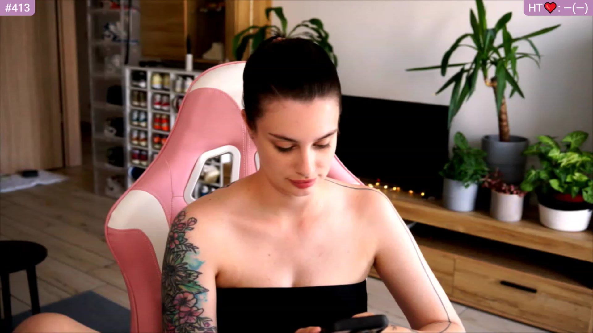 Gallery image thumbnail from lucynutty's myfreecams stream on, 06/30/2023, 09:29 image 10 of 20