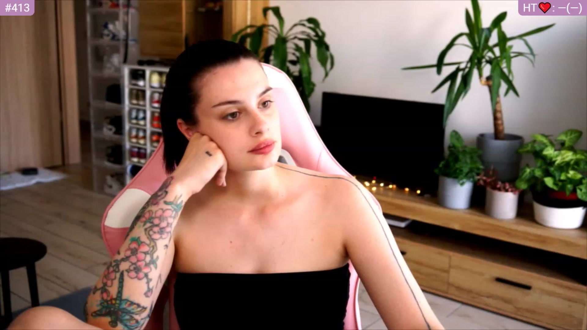 Gallery image thumbnail from lucynutty's myfreecams stream on, 06/30/2023, 09:29 image 1 of 20