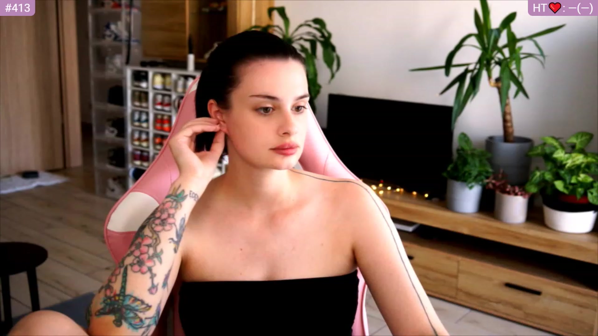 Gallery image thumbnail from lucynutty's myfreecams stream on, 06/30/2023, 09:29 image 3 of 20
