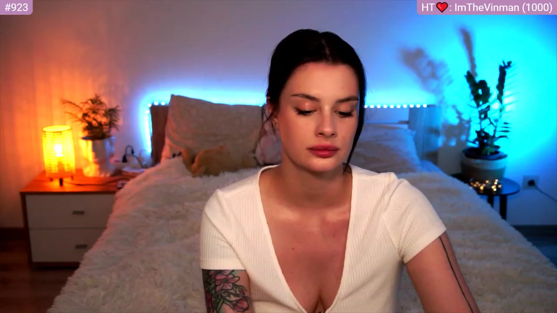 Gallery image thumbnail from lucynutty's myfreecams stream on, 07/16/2023, 15:40 image 8 of 20