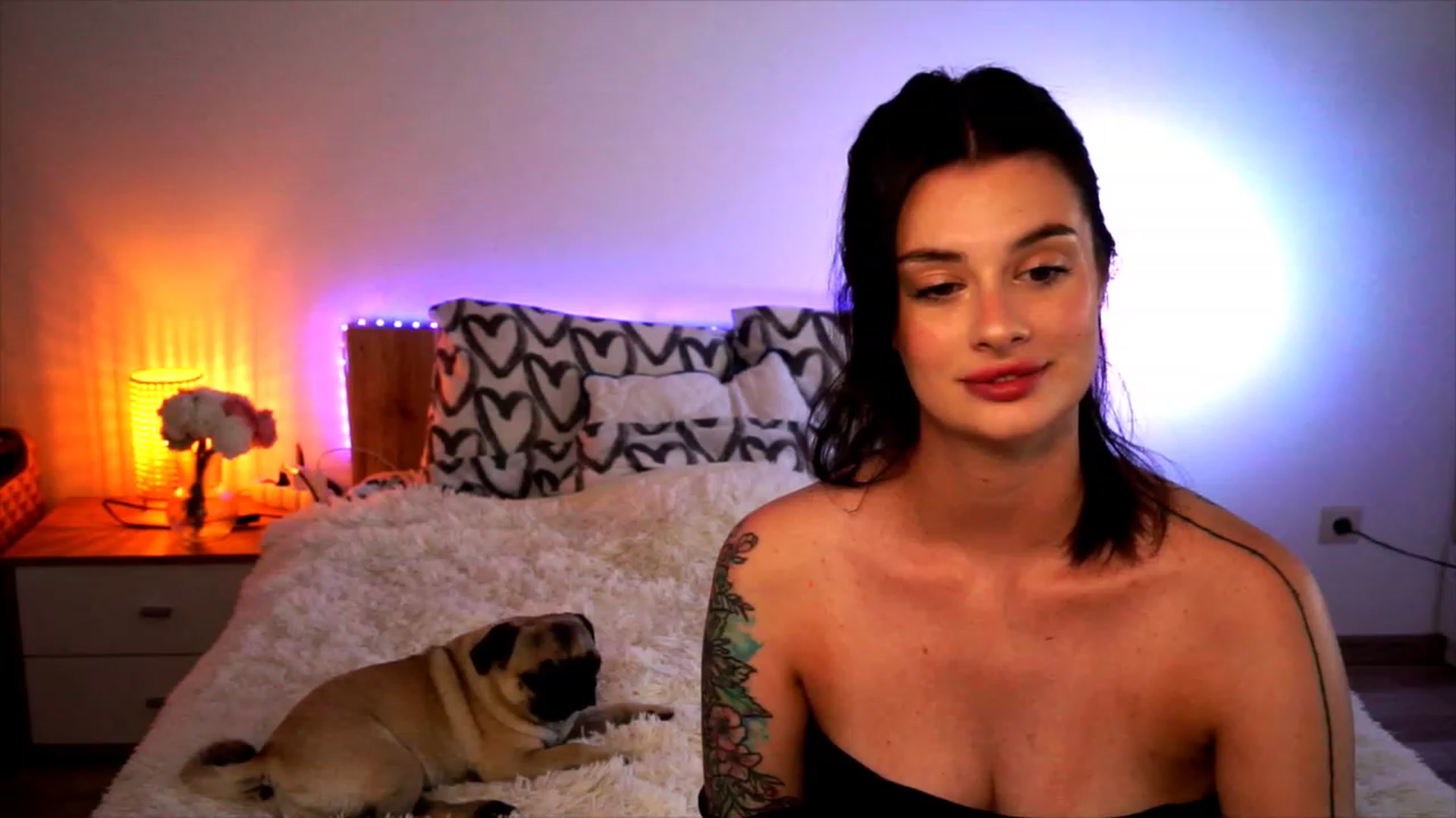 Gallery image thumbnail from lucynutty's myfreecams stream on, 07/31/2023, 10:58 image 3 of 20