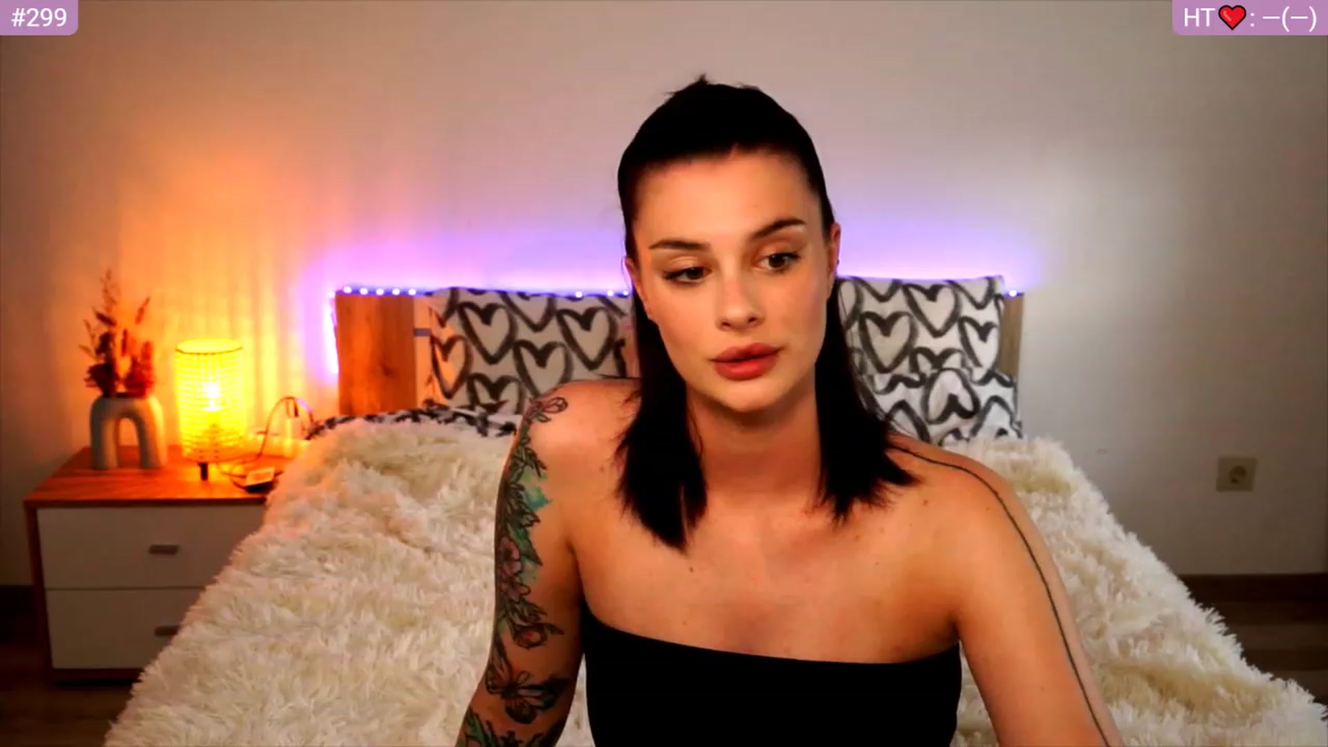 Gallery image thumbnail from lucynutty's myfreecams stream on, 08/03/2023, 15:48 image 1 of 20