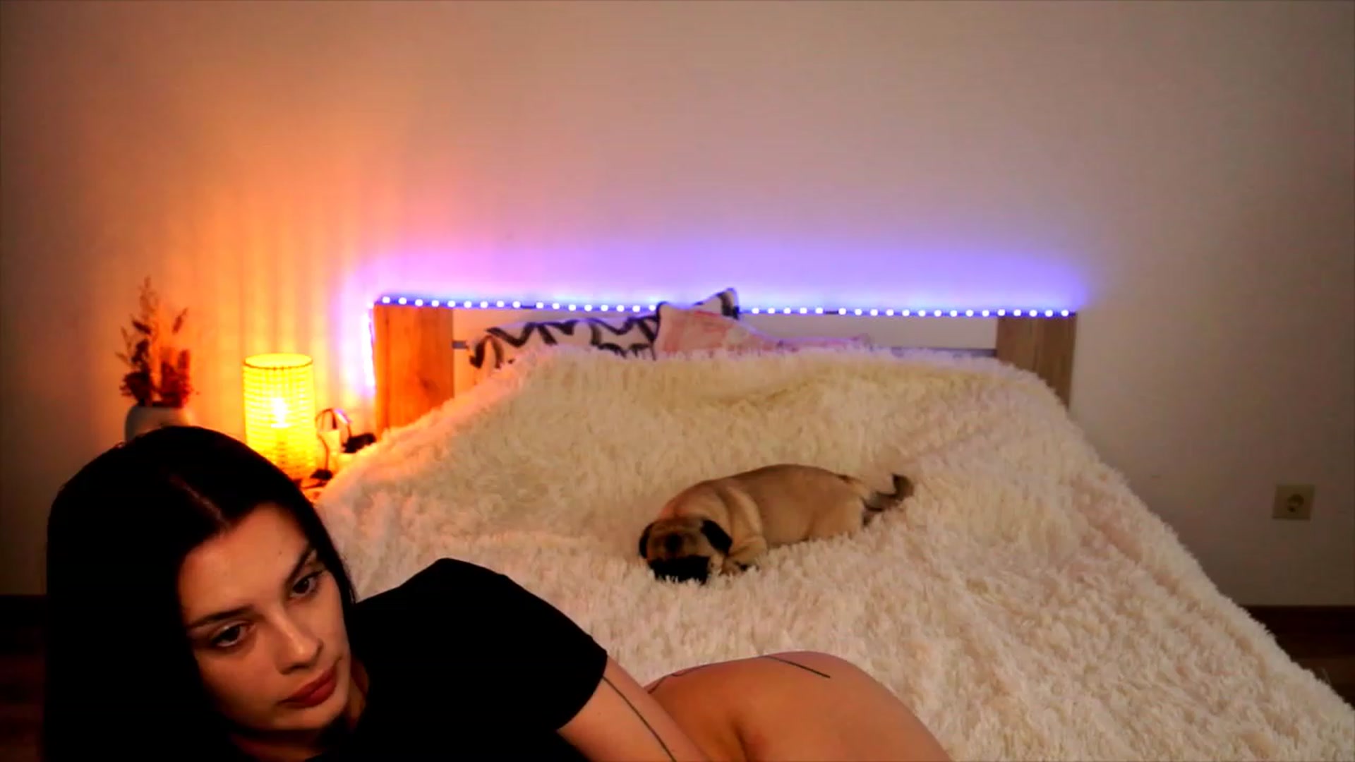 Gallery image thumbnail from lucynutty's myfreecams stream on, 08/06/2023, 07:46 image 15 of 20