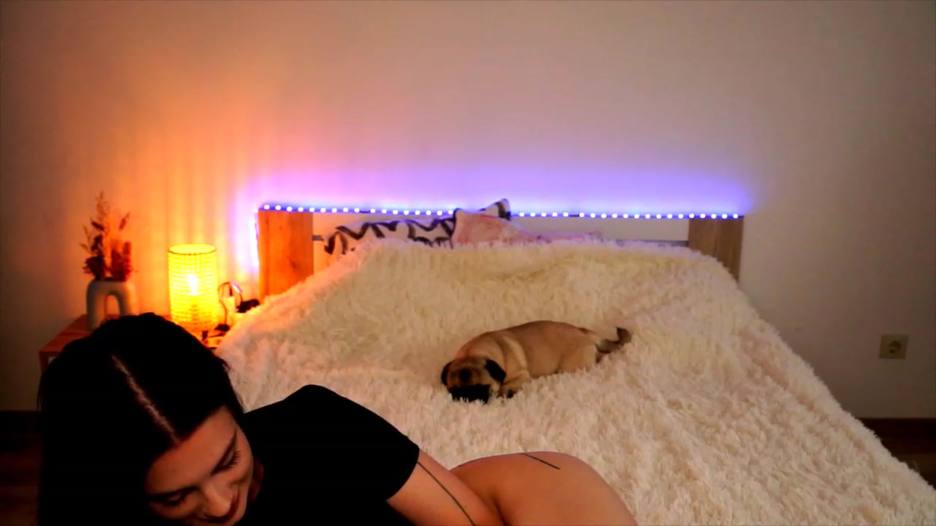 Gallery image thumbnail from lucynutty's myfreecams stream on, 08/06/2023, 07:46 image 16 of 20