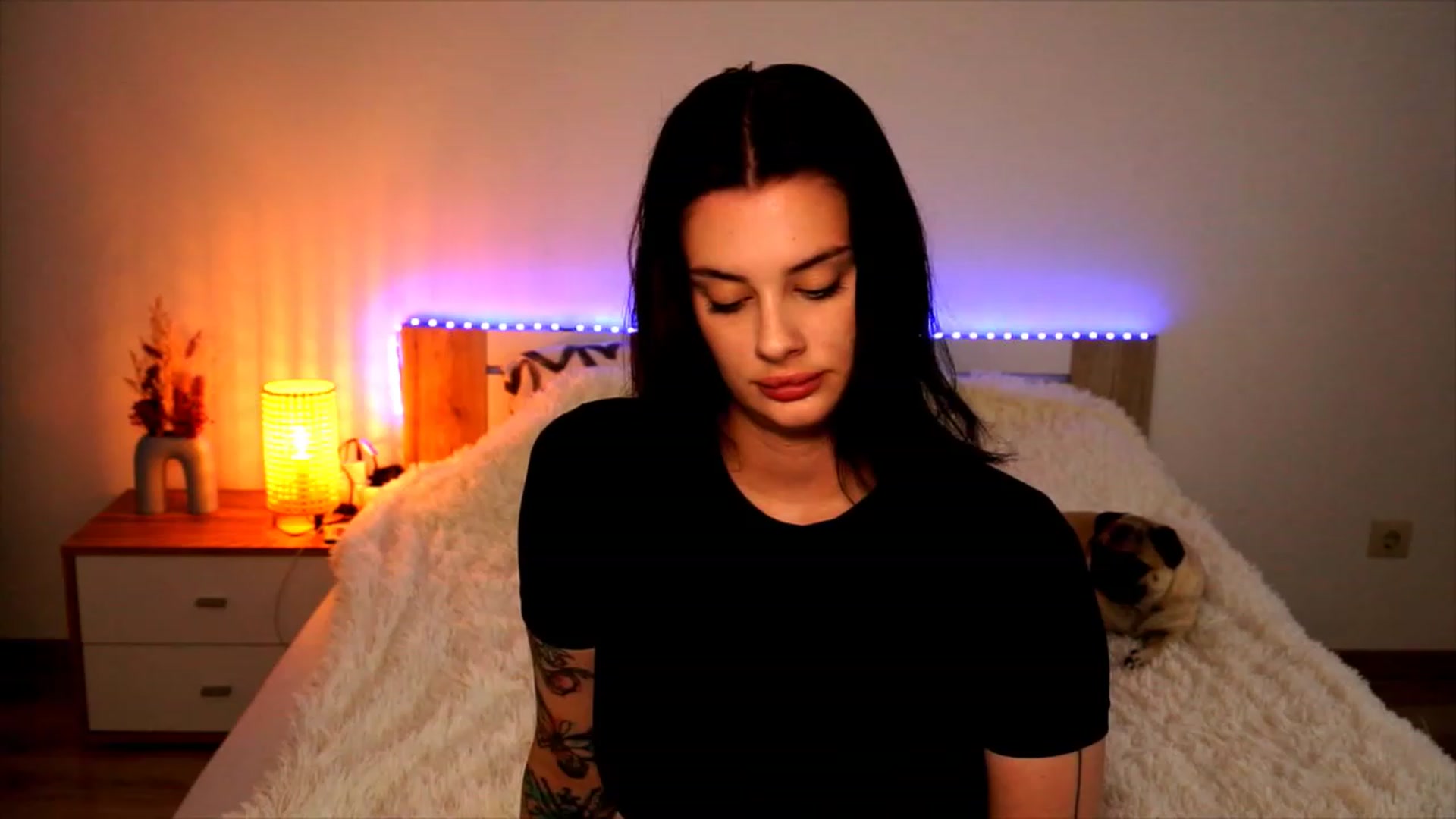 Gallery image thumbnail from lucynutty's myfreecams stream on, 08/06/2023, 07:46 image 5 of 20
