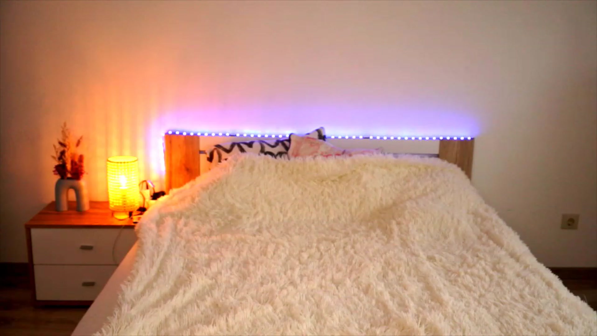Gallery image thumbnail from lucynutty's myfreecams stream on, 08/06/2023, 08:44 image 2 of 20