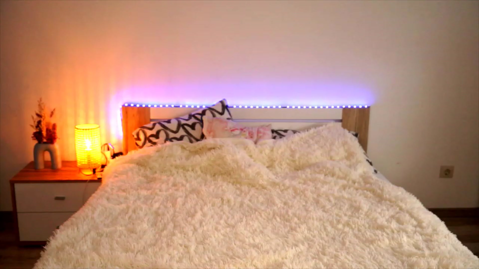 Gallery image thumbnail from lucynutty's myfreecams stream on, 08/06/2023, 14:45 image 1 of 20