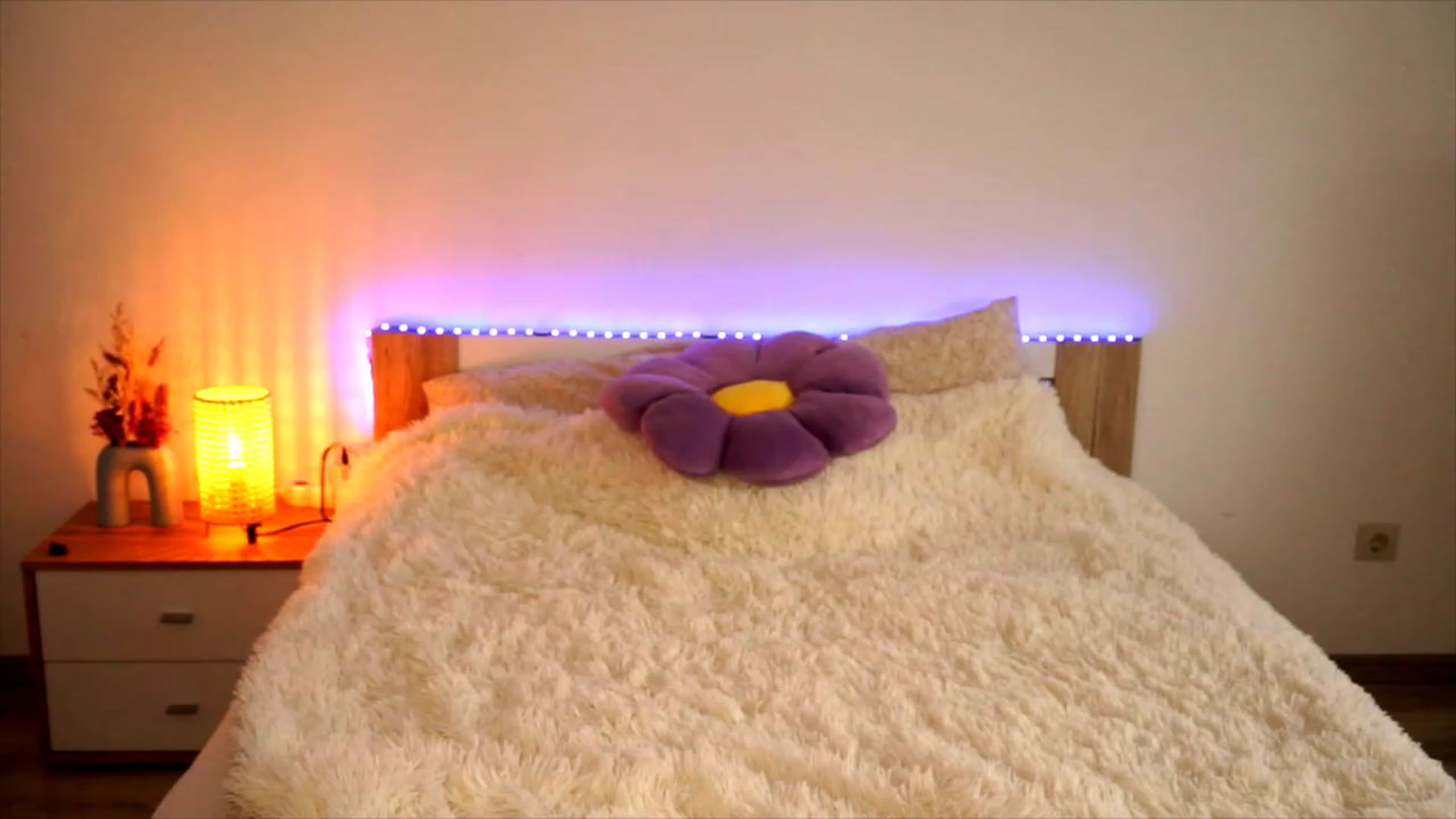 Gallery image thumbnail from lucynutty's myfreecams stream on, 08/09/2023, 08:44 image 12 of 20
