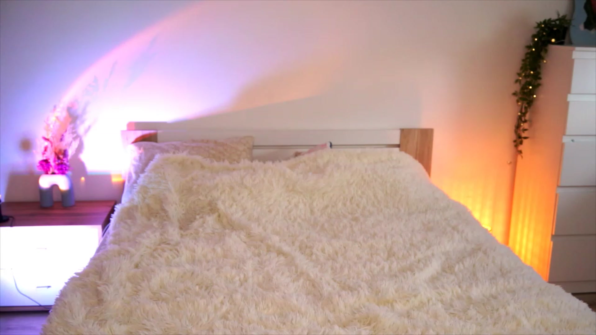 Gallery image thumbnail from lucynutty's myfreecams stream on, 08/12/2023, 12:32 image 16 of 20