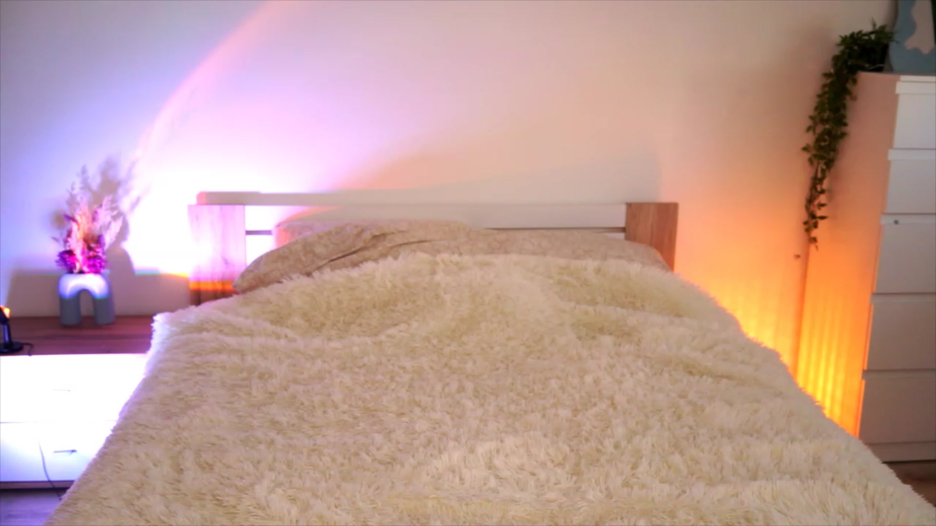 Gallery image thumbnail from lucynutty's myfreecams stream on, 08/13/2023, 08:59 image 11 of 20