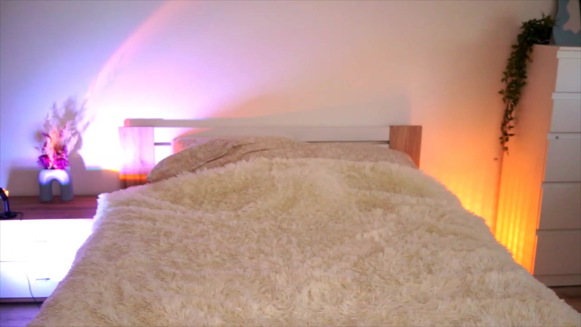 Gallery image thumbnail from lucynutty's myfreecams stream on, 08/13/2023, 10:45 image 11 of 20
