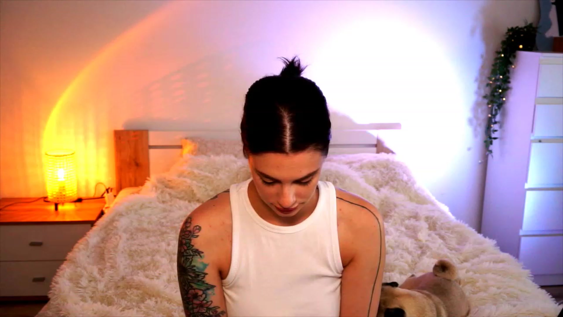 Gallery image thumbnail from lucynutty's myfreecams stream on, 08/17/2023, 08:19 image 8 of 20