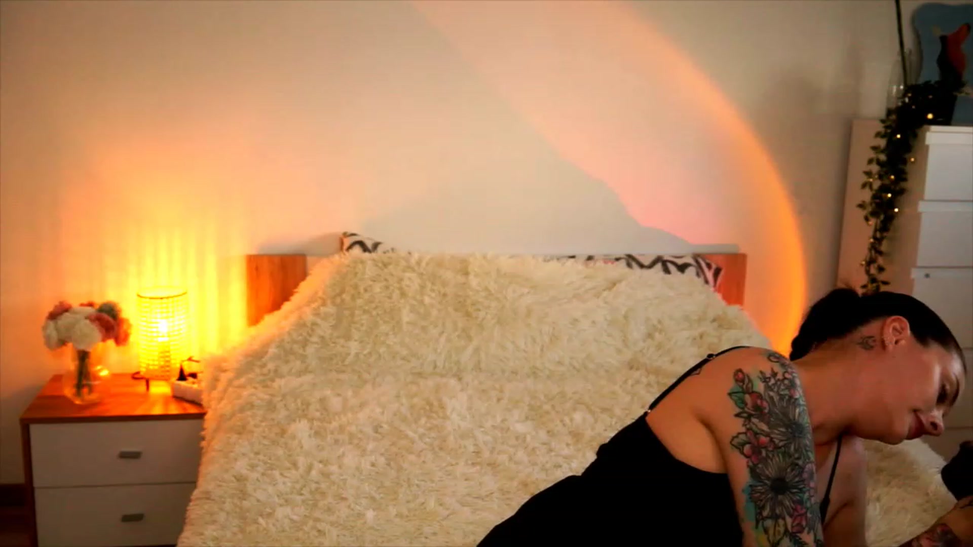Gallery image thumbnail from lucynutty's myfreecams stream on, 08/24/2023, 07:58 image 5 of 20