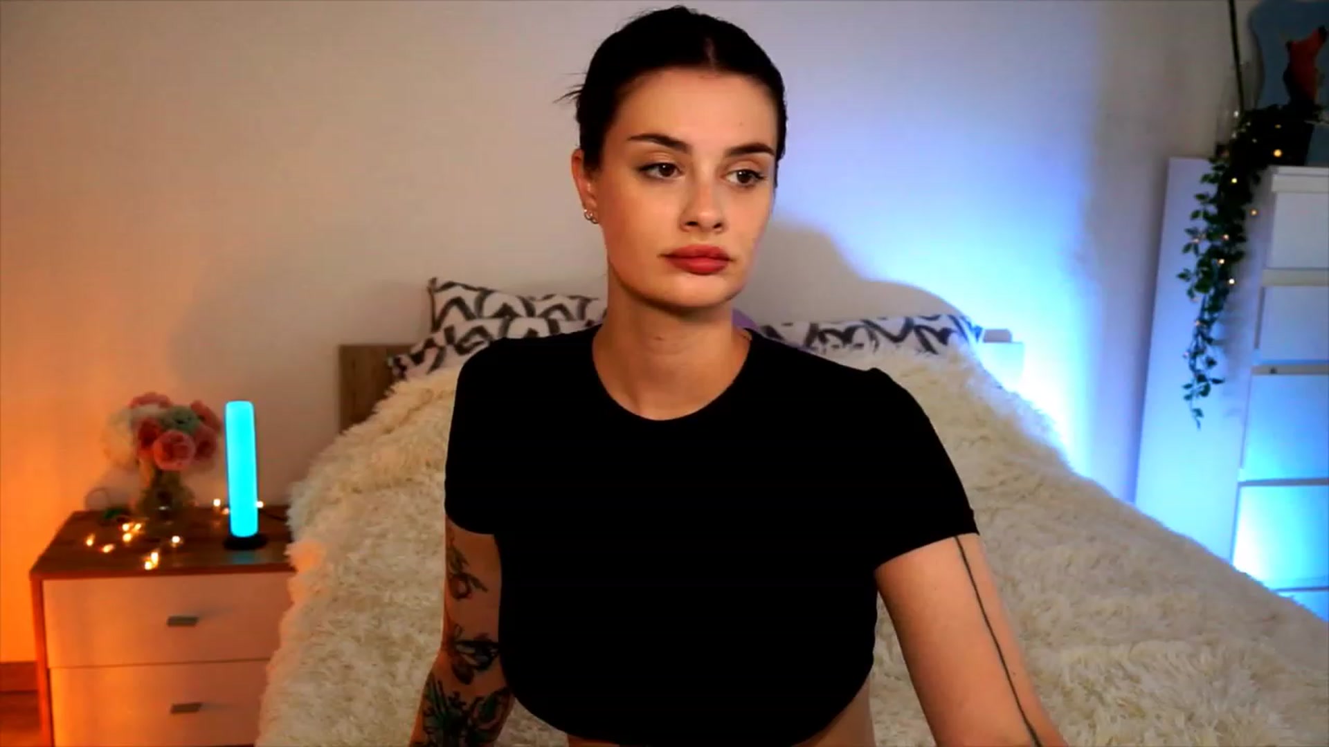 Gallery image thumbnail from lucynutty's myfreecams stream on, 08/26/2023, 10:56 image 5 of 20