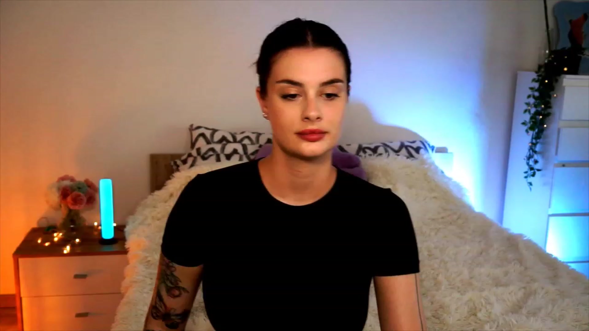 Gallery image thumbnail from lucynutty's myfreecams stream on, 08/26/2023, 10:56 image 13 of 20