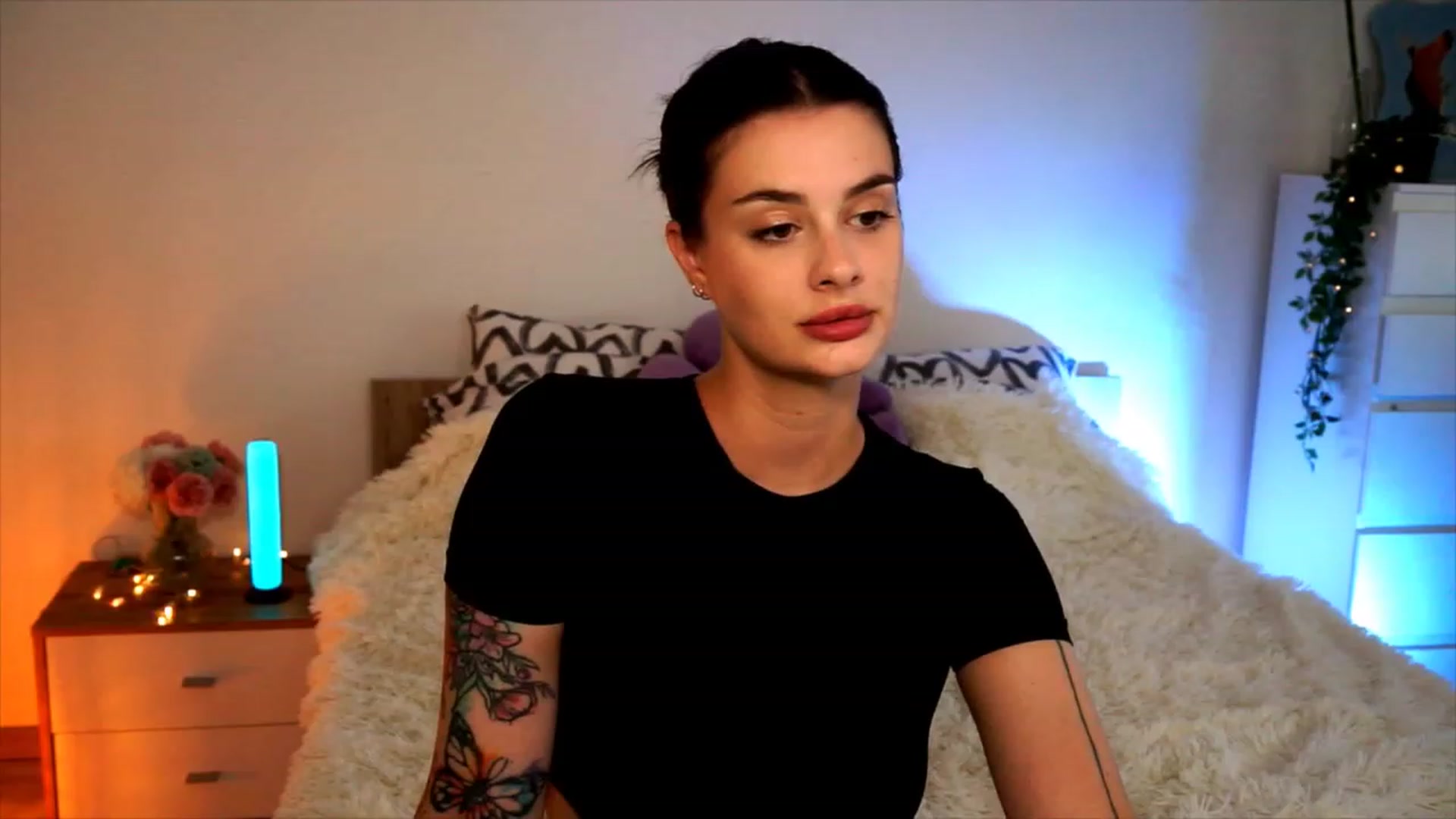 Gallery image thumbnail from lucynutty's myfreecams stream on, 08/26/2023, 10:56 image 19 of 20