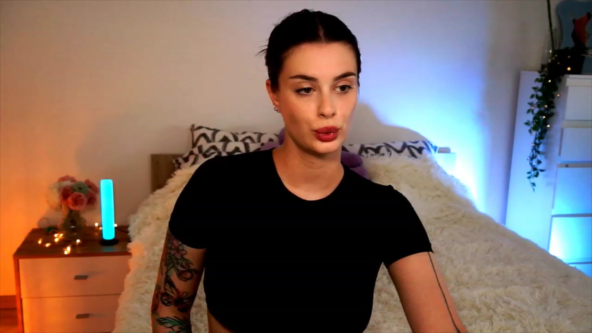 Gallery image thumbnail from lucynutty's myfreecams stream on, 08/26/2023, 10:56 image 4 of 20