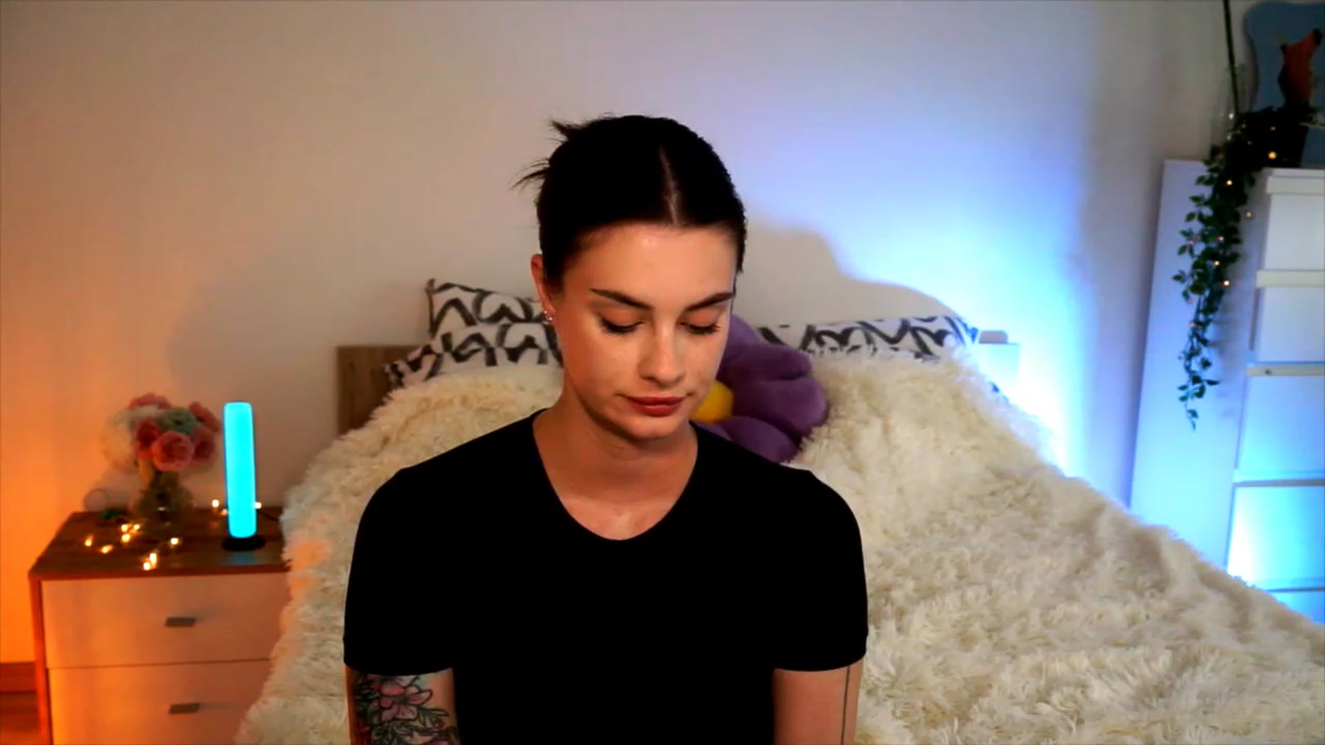 Gallery image thumbnail from lucynutty's myfreecams stream on, 08/26/2023, 13:31 image 19 of 20