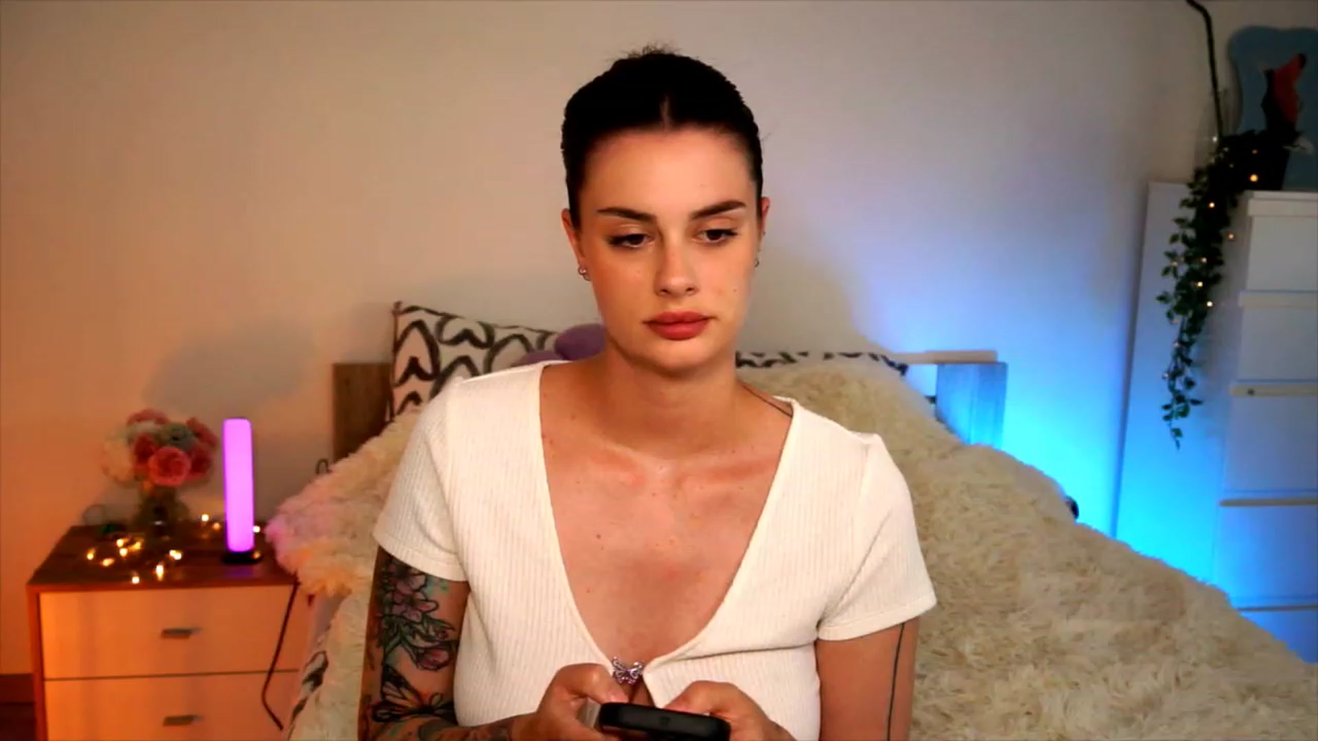 Gallery image thumbnail from lucynutty's myfreecams stream on, 08/27/2023, 10:09 image 9 of 20