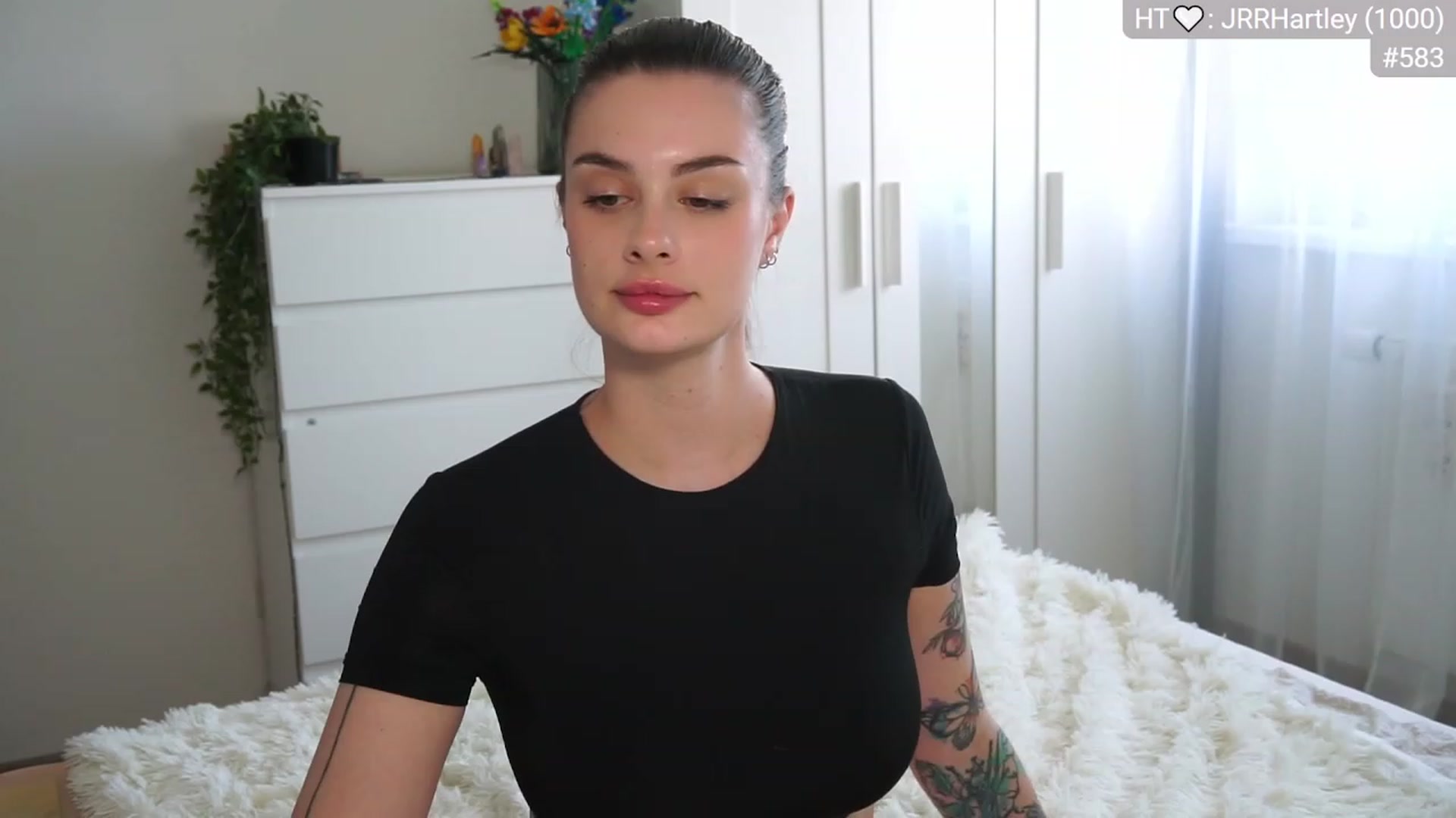 Gallery image thumbnail from lucynutty's myfreecams stream on, 09/07/2023, 12:39 image 8 of 20