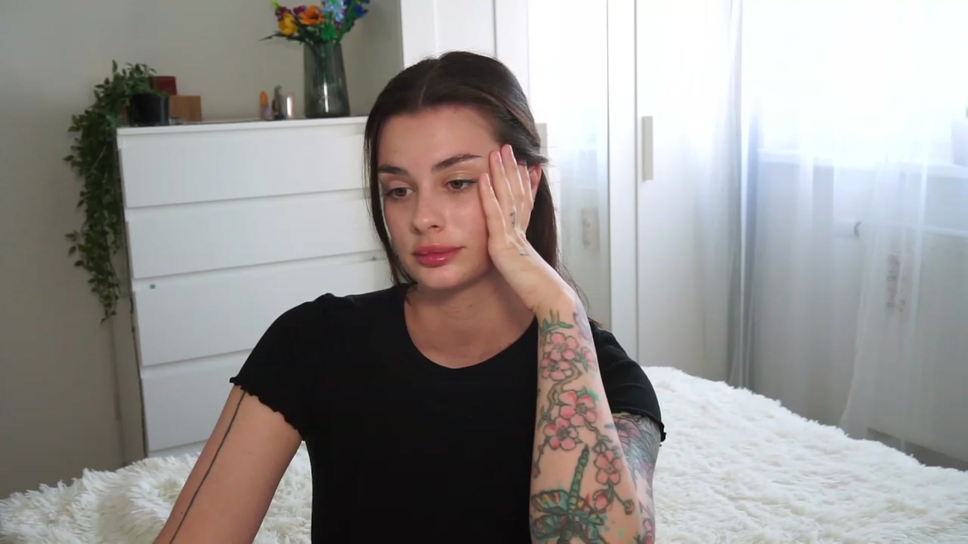 Gallery image thumbnail from lucynutty's myfreecams stream on, 09/10/2023, 12:16 image 12 of 20