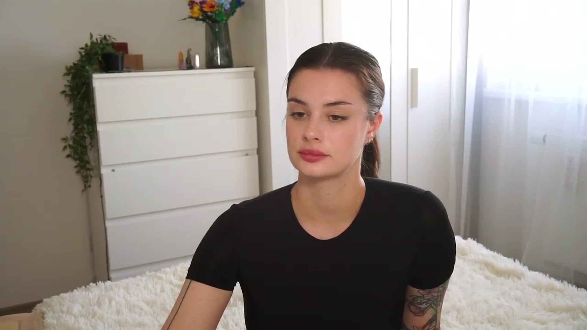 Gallery image thumbnail from lucynutty's myfreecams stream on, 09/11/2023, 09:23 image 13 of 20