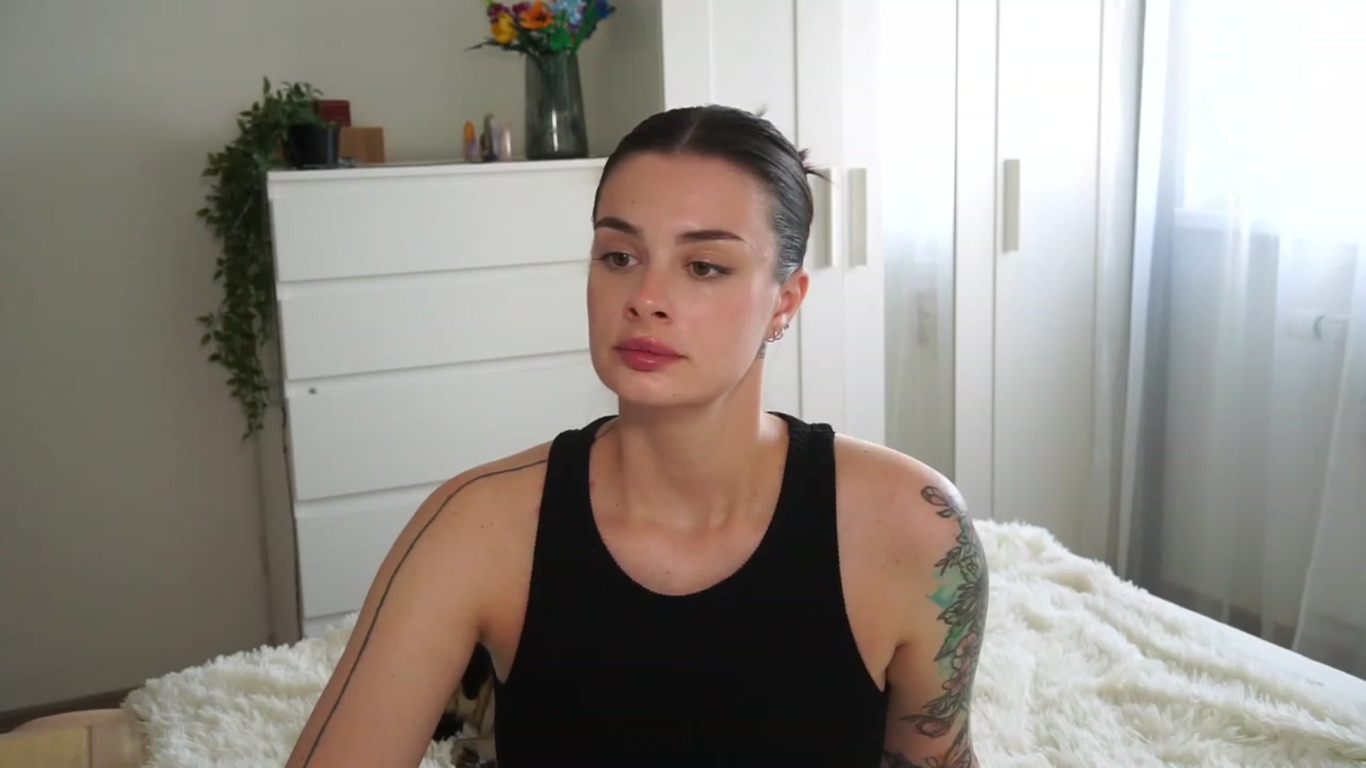 Gallery image thumbnail from lucynutty's myfreecams stream on, 09/11/2023, 14:28 image 12 of 20