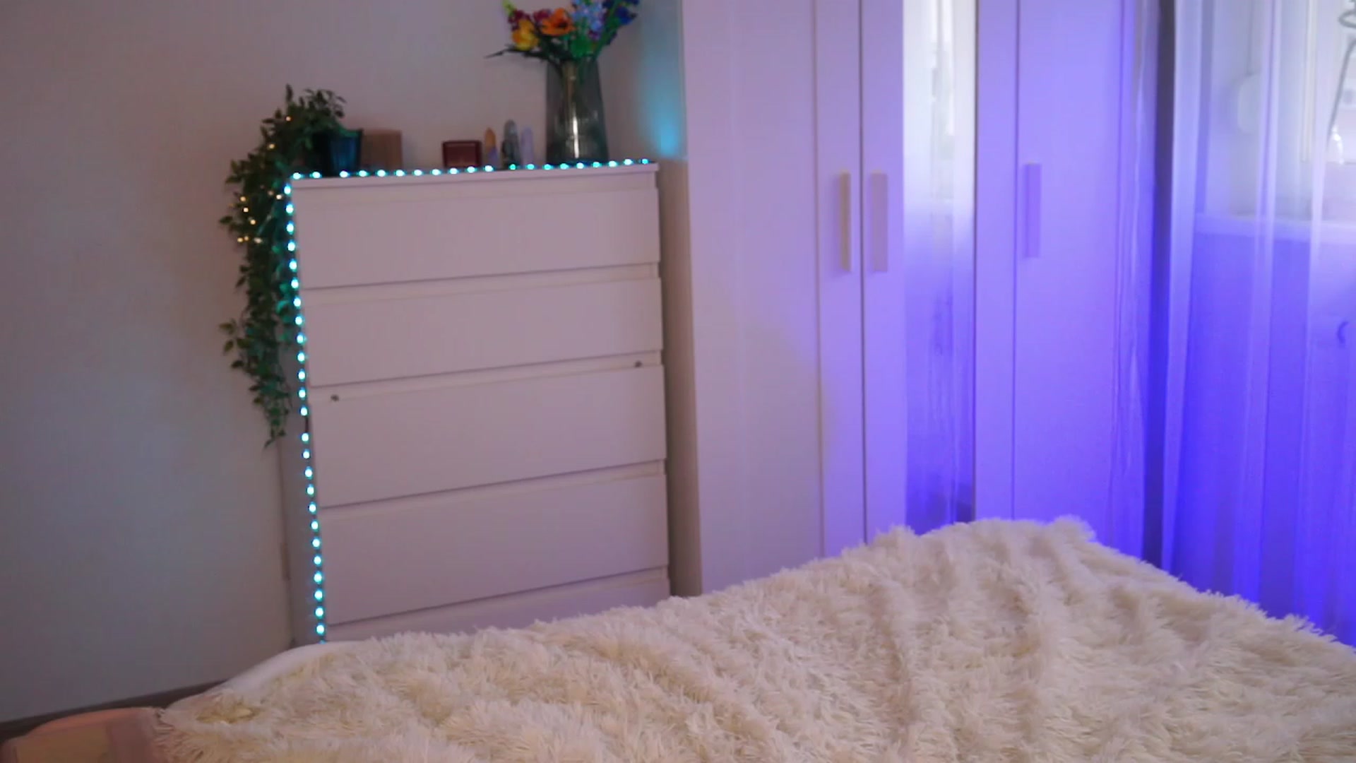 Gallery image thumbnail from lucynutty's myfreecams stream on, 09/13/2023, 16:28 image 16 of 20