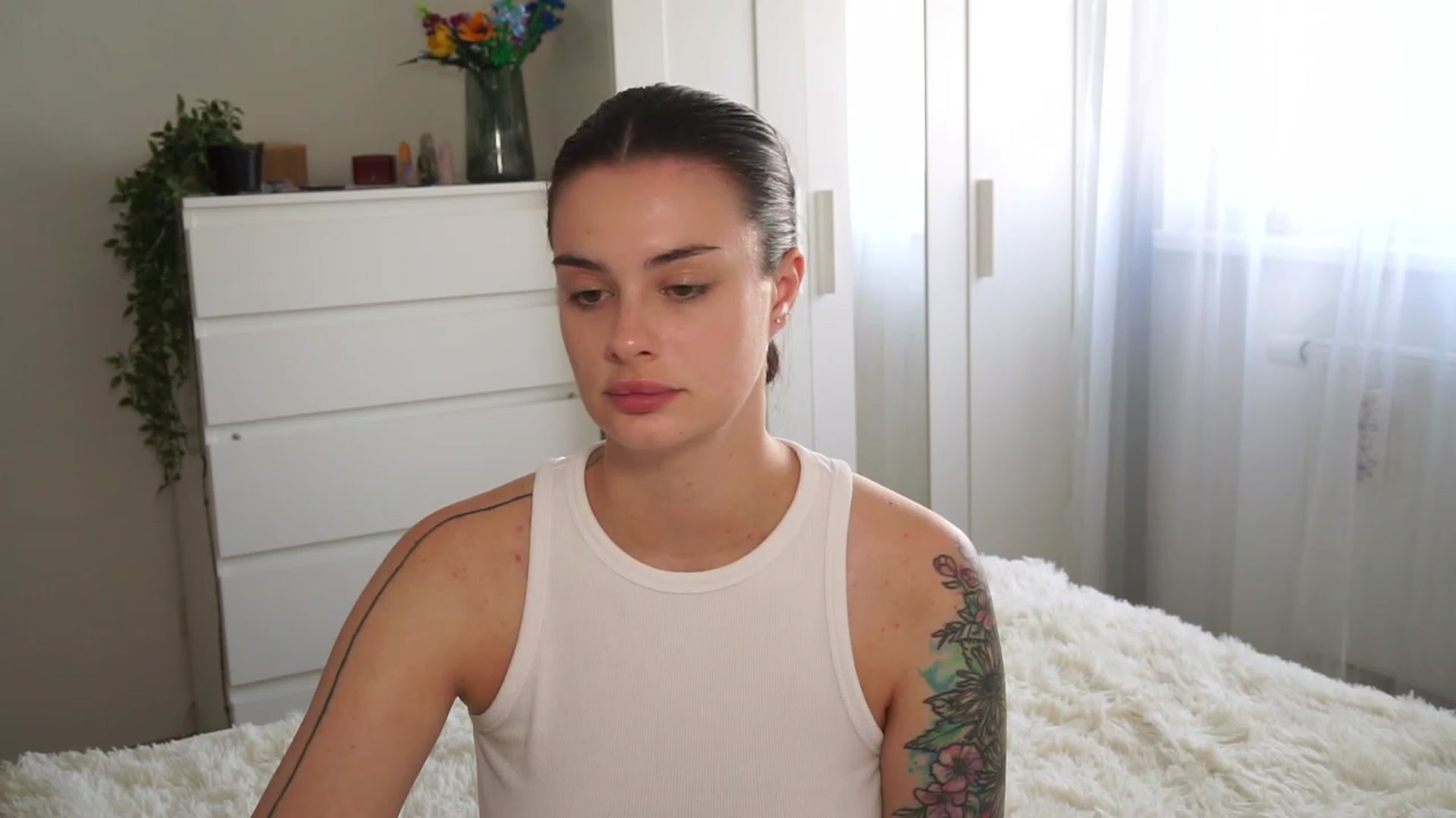 Gallery image thumbnail from lucynutty's myfreecams stream on, 09/14/2023, 08:16 image 17 of 20