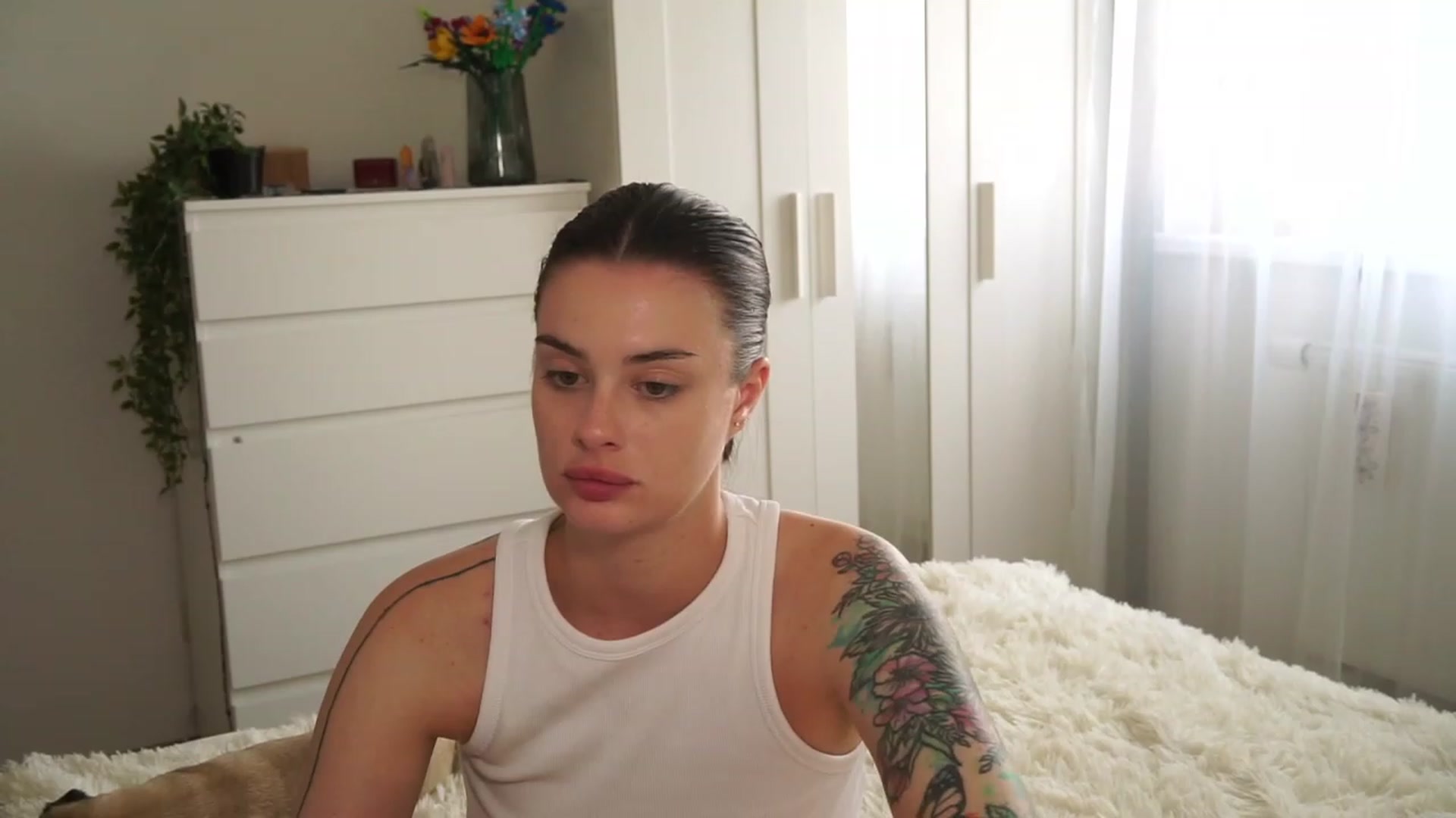 Gallery image thumbnail from lucynutty's myfreecams stream on, 09/14/2023, 08:16 image 10 of 20