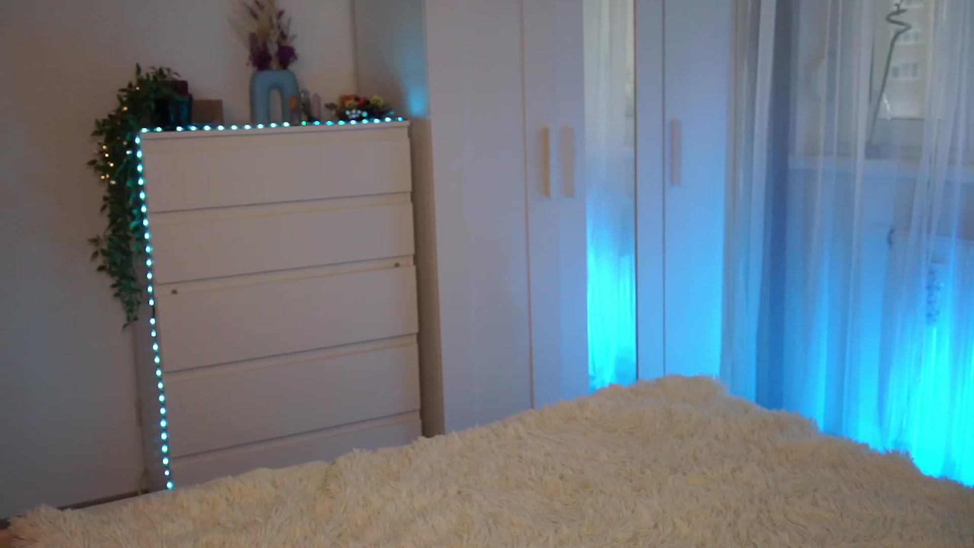 Gallery image thumbnail from lucynutty's myfreecams stream on, 09/14/2023, 15:13 image 3 of 20