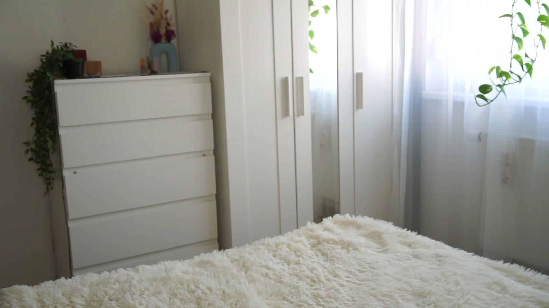 Gallery image thumbnail from lucynutty's myfreecams stream on, 09/17/2023, 10:54 image 17 of 20