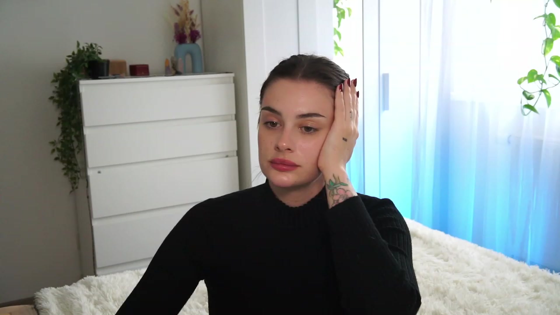 Gallery image thumbnail from lucynutty's myfreecams stream on, 09/19/2023, 11:54 image 3 of 20