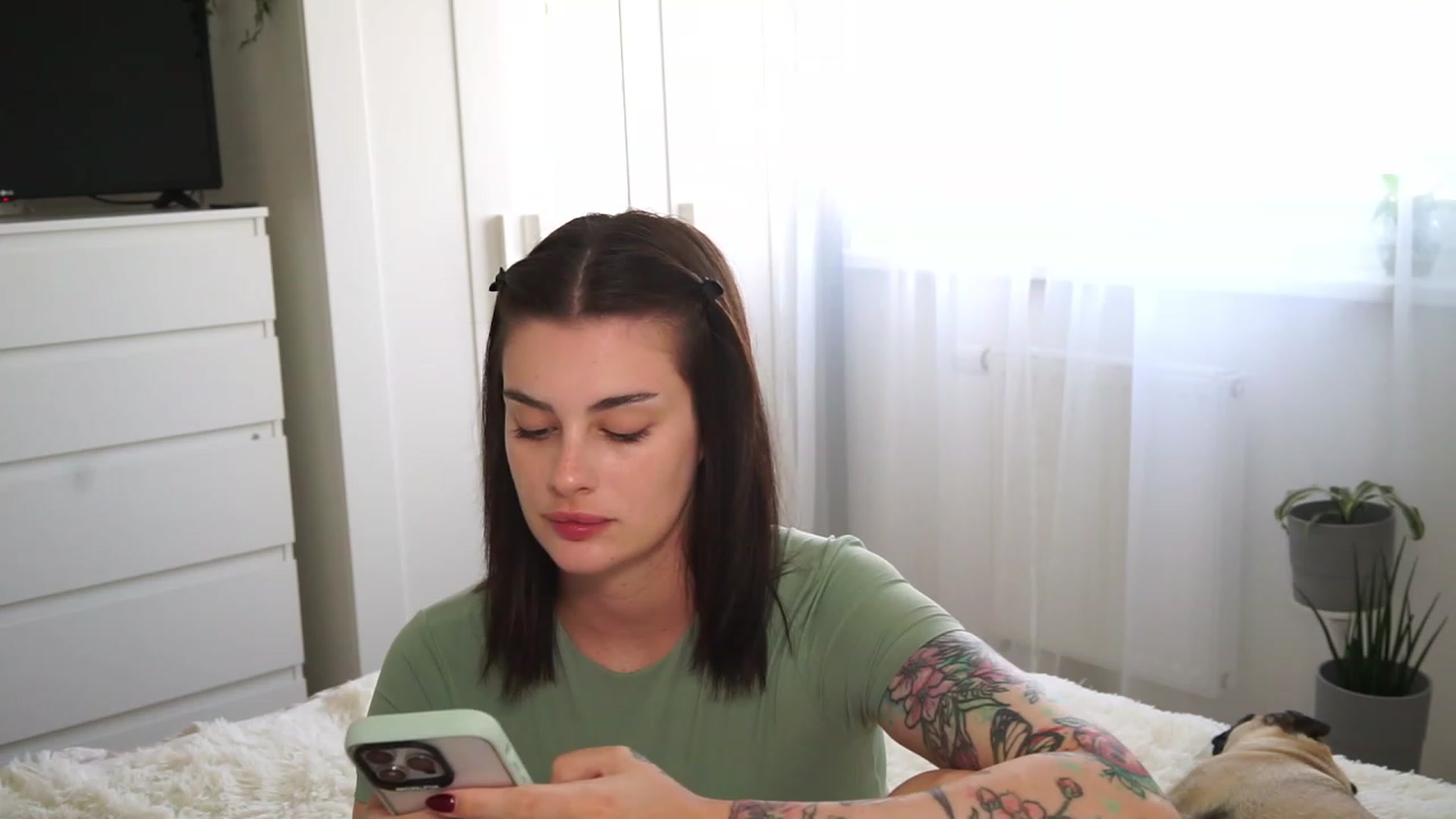 Gallery image thumbnail from lucynutty's myfreecams stream on, 09/27/2023, 10:12 image 17 of 20