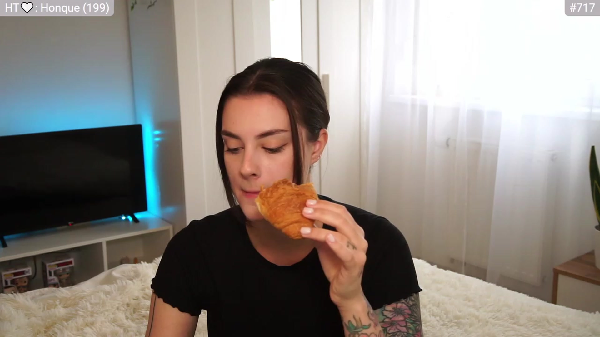 Gallery image thumbnail from lucynutty's myfreecams stream on, 10/10/2023, 08:40 image 18 of 20
