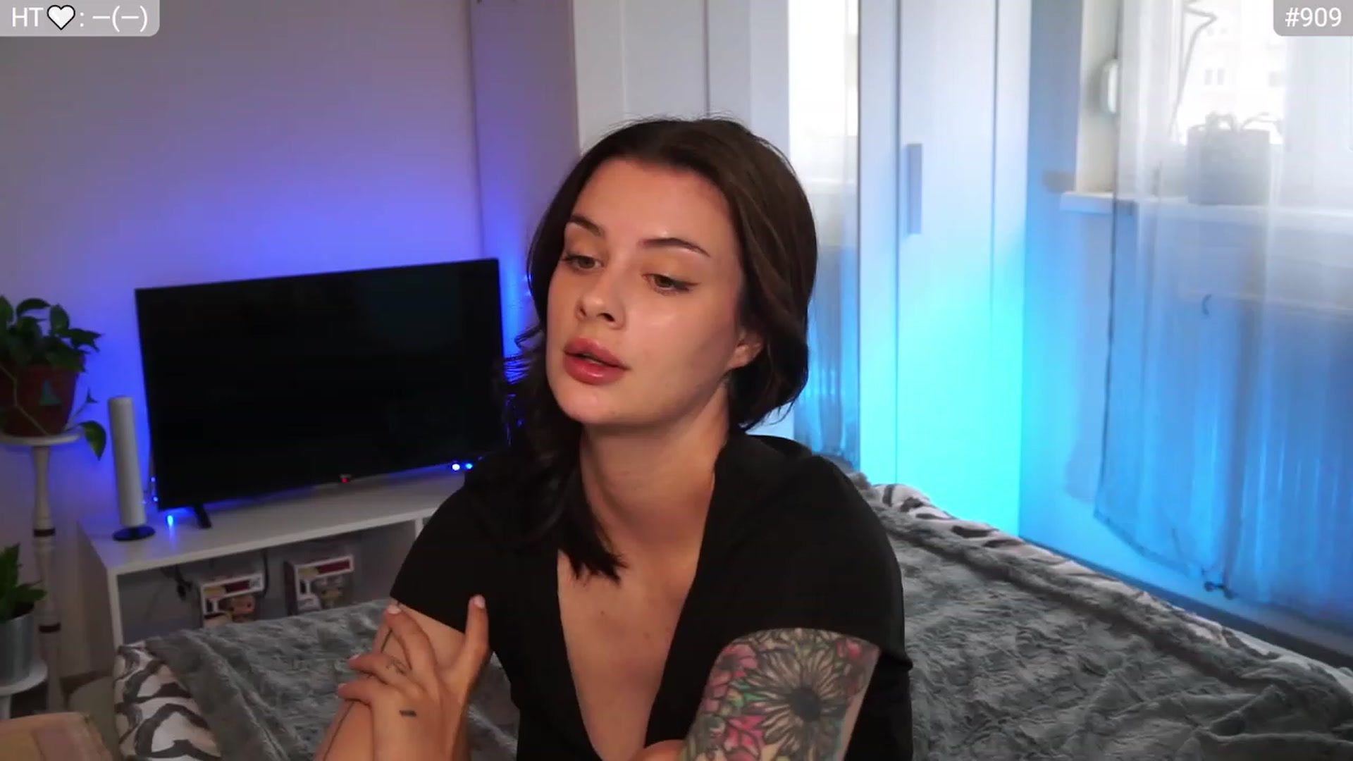 Gallery image thumbnail from lucynutty's myfreecams stream on, 10/13/2023, 09:15 image 2 of 20