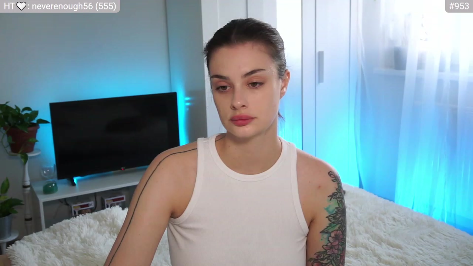 Gallery image thumbnail from lucynutty's myfreecams stream on, 10/23/2023, 07:51 image 7 of 20