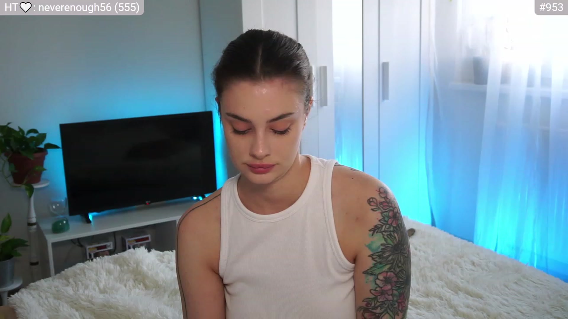 Gallery image thumbnail from lucynutty's myfreecams stream on, 10/23/2023, 07:51 image 11 of 20