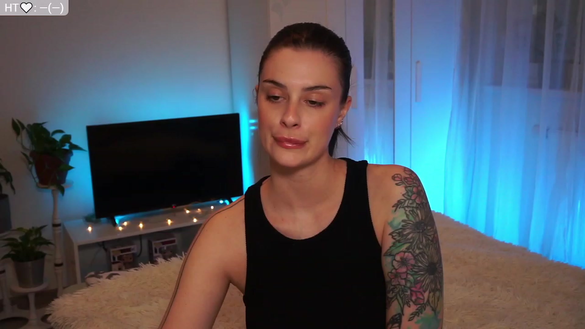Gallery image thumbnail from lucynutty's myfreecams stream on, 11/12/2023, 16:32 image 7 of 20