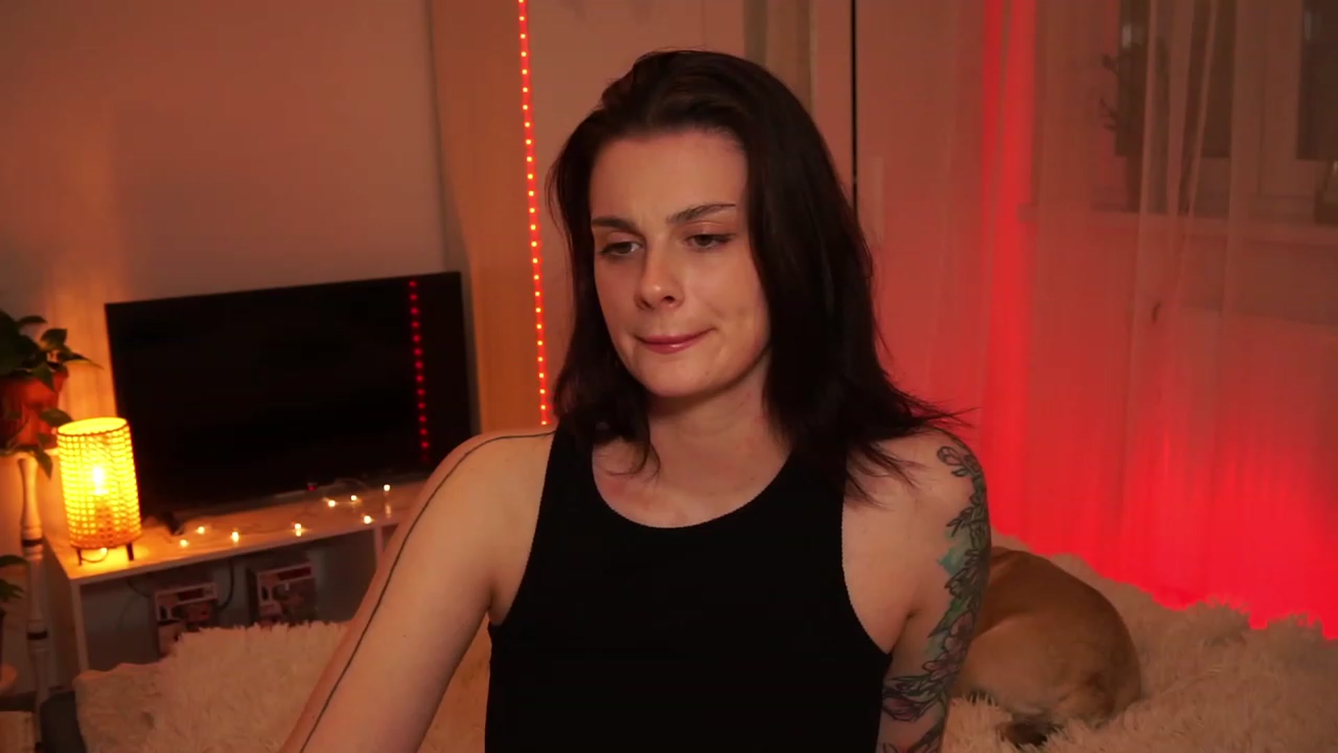 Gallery image thumbnail from lucynutty's myfreecams stream on, 11/20/2023, 19:32 image 19 of 20