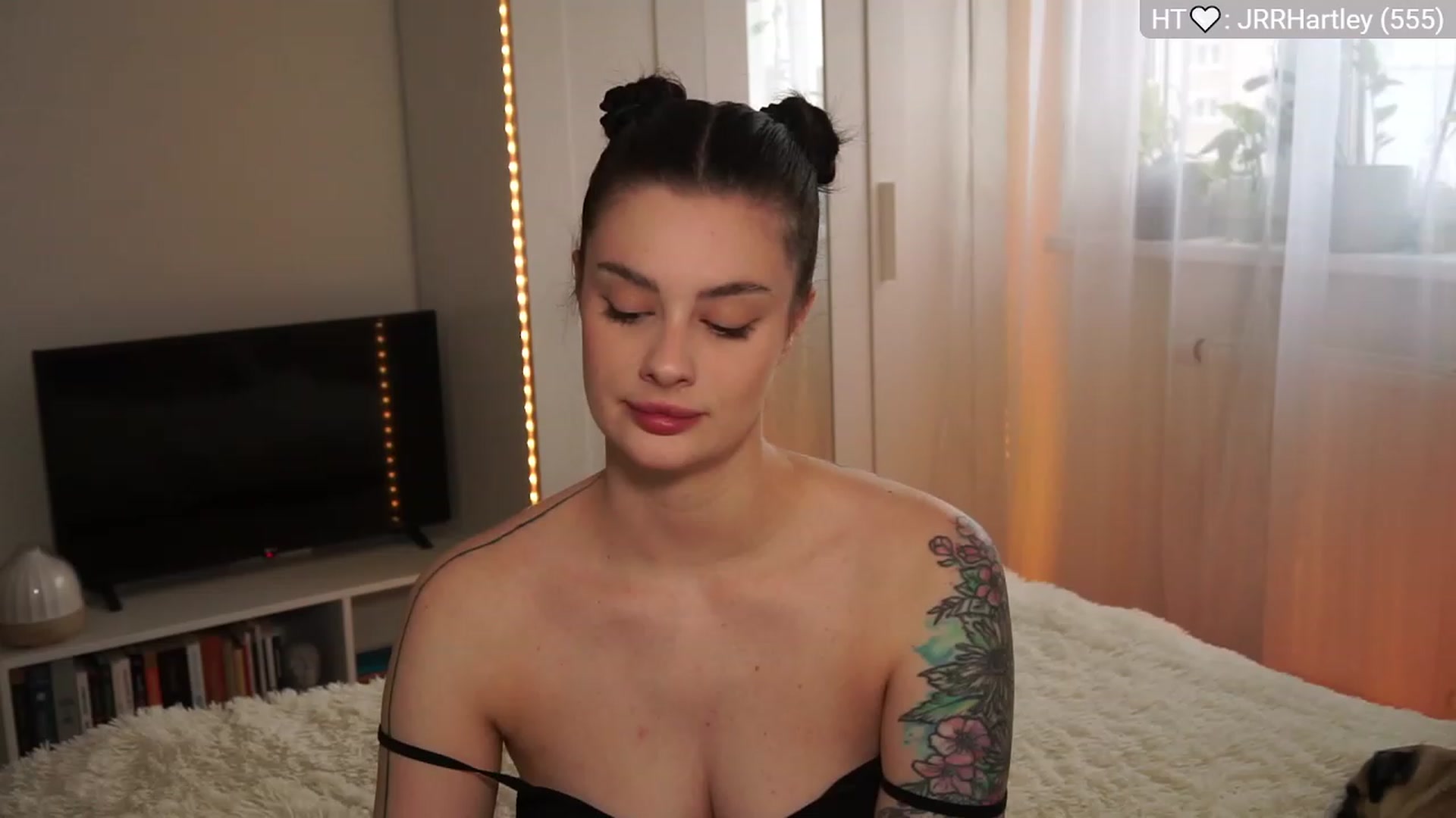 Gallery image thumbnail from lucynutty's myfreecams stream on, 12/02/2023, 11:16 image 4 of 20