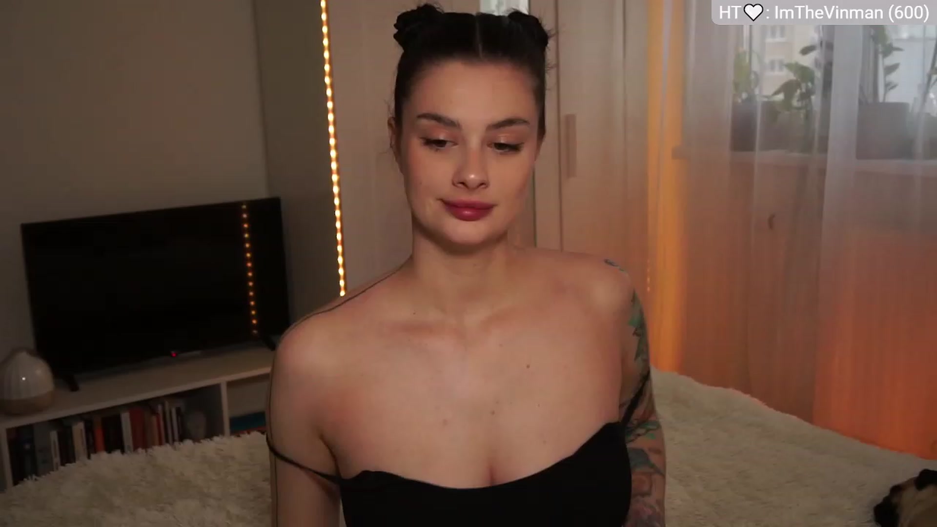 Gallery image thumbnail from lucynutty's myfreecams stream on, 12/02/2023, 11:51 image 4 of 20