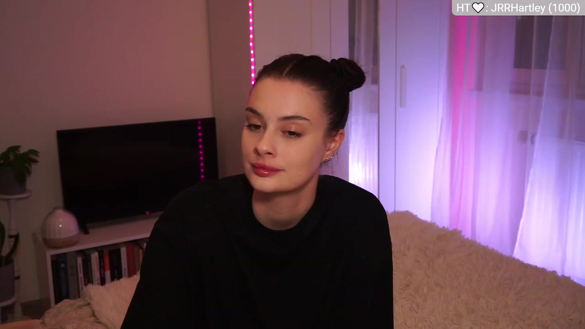 Gallery image thumbnail from lucynutty's myfreecams stream on, 12/11/2023, 15:34 image 19 of 20